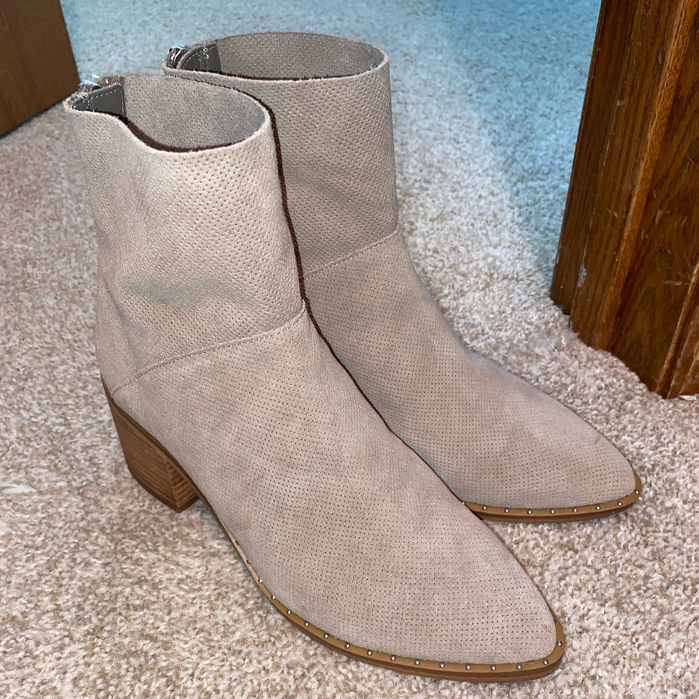 Treasure & bond booties